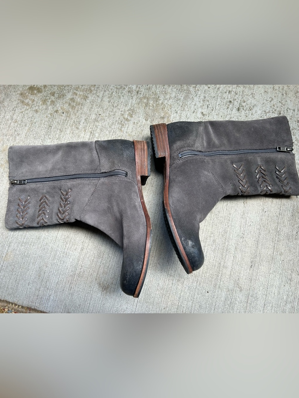 UGG grey suede boots - Picture 5 of 12